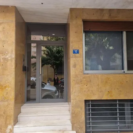 Elegant House Under Acropolis